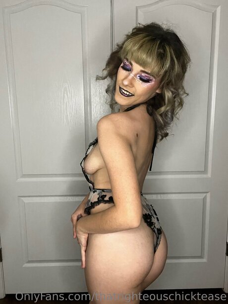 Thatrighteouschicktease nudes actress picture