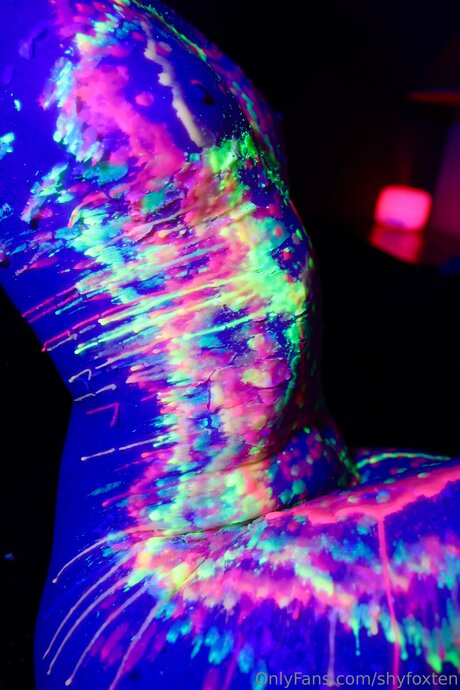 Shyfoxten nice actress picture