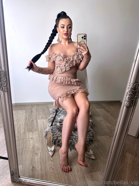 Belladiablo Foyer nudes star pic