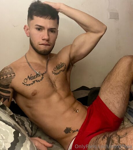 tiny onlyfans nudes photos