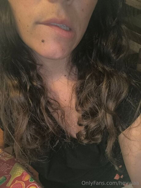 Heyyiaa pornographic model archive