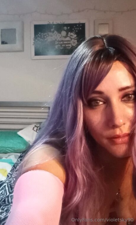 Violetsky90 model perfect pic