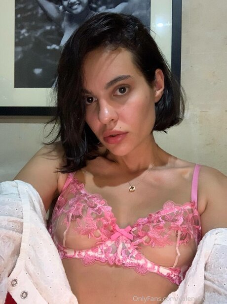 Valerycrystalvip model high quality galleries