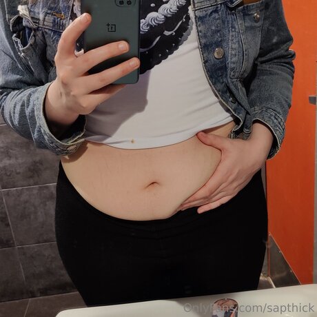 Sapthick pornstar nude image