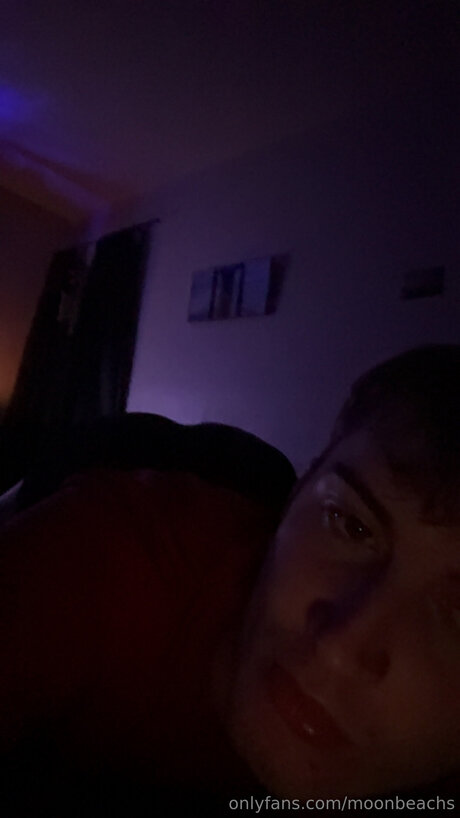 Moonbeachs pornstar xxx picture