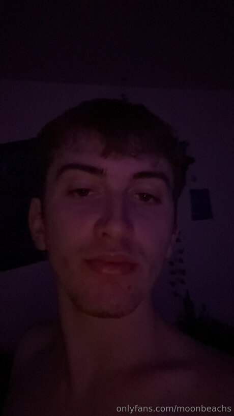 Moonbeachs erotic pornstar img