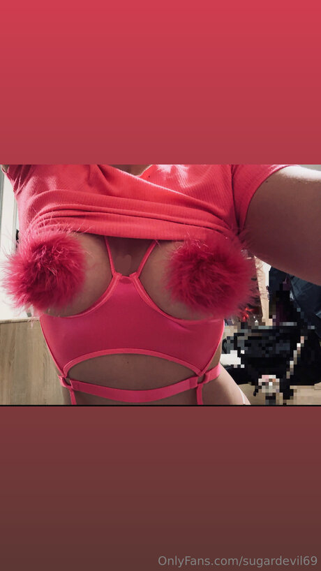 Sugardevil69 pornstar naked pic