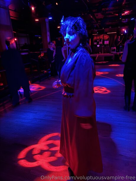 Voluptuousvampire Free star sexy archive