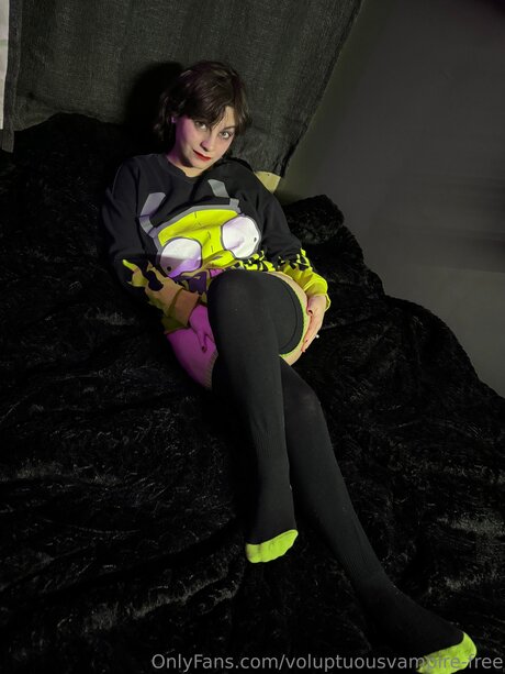 Voluptuousvampire Free high quality pornstar photos