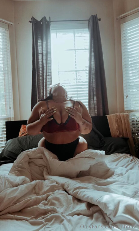 Ohhhlivi model pornographic pics