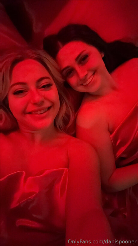 Dani Spooner exclusive model pictures