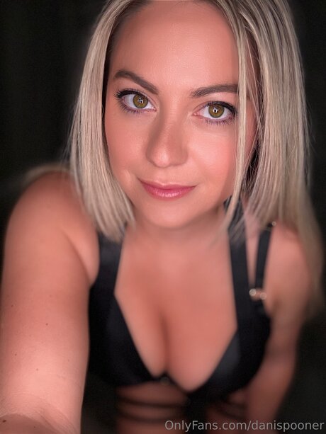 Dani Spooner exclusive star gallery