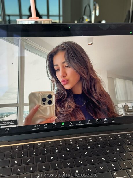 Elleluna pornstar pretty photos