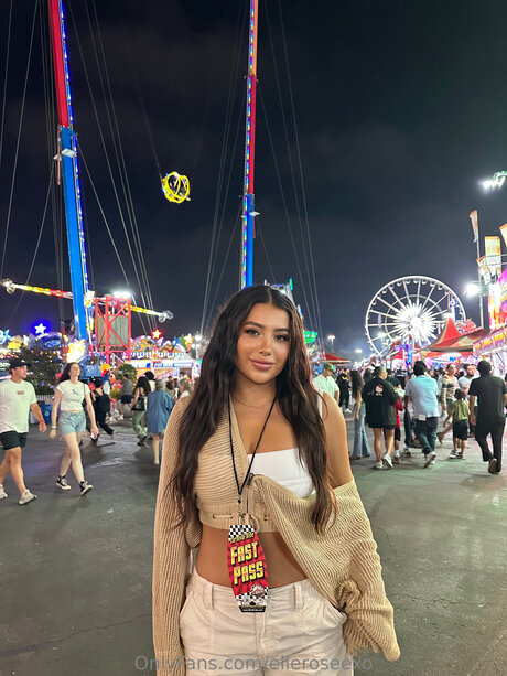 Elleluna actress galleries