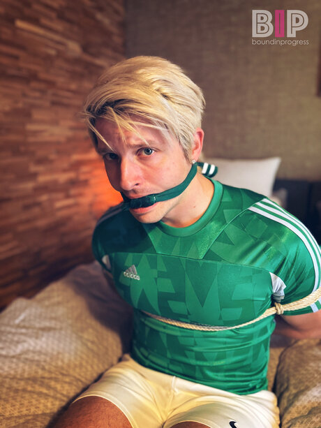 Boundinprogress model perfect pic