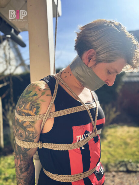 Boundinprogress nude star picture