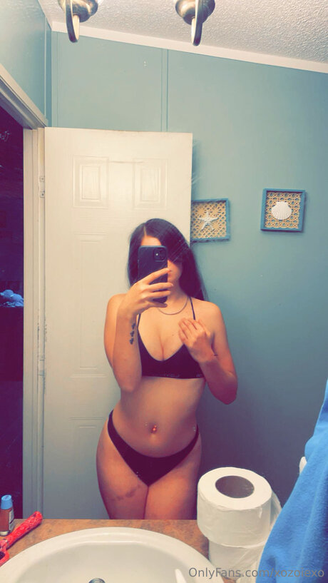 Xozoiexo model pornographic picture