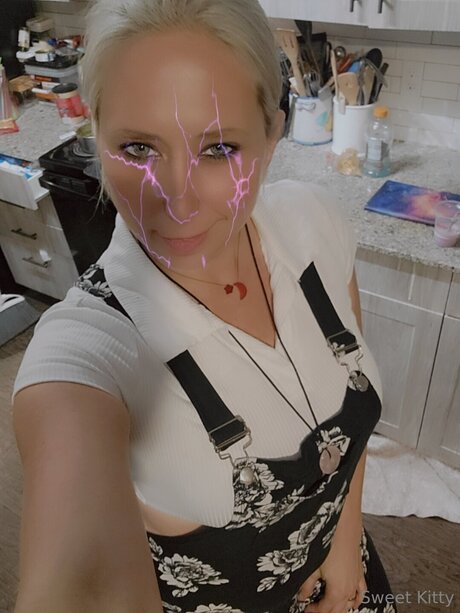 Sweetkitty777 naked pornstar archive