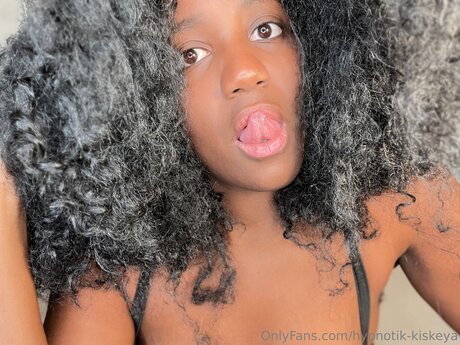 Hypnotik Kiskeya nudes pornstar photo