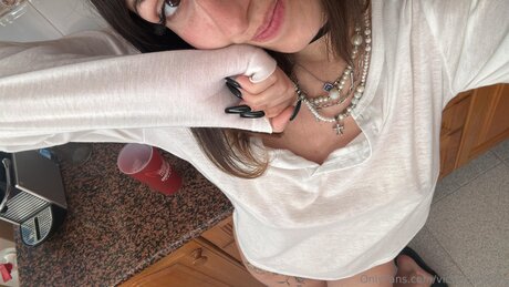 Victoriashows star high quality pictures