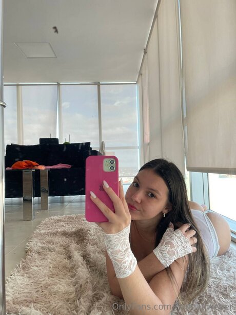 Hannahweber pornstar naked gallery