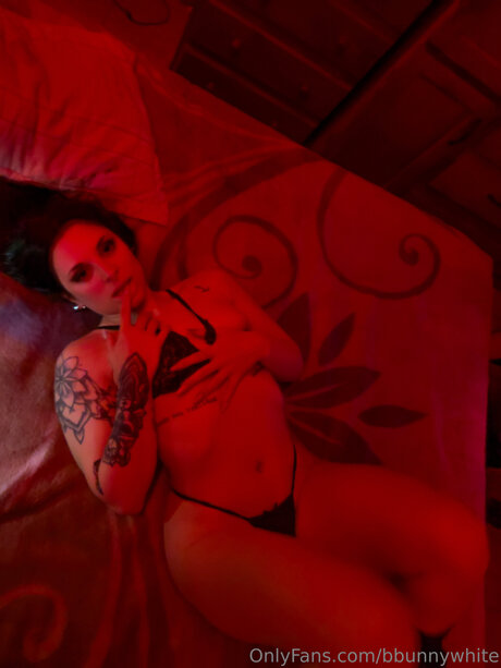 Bbunnywhite top model pics