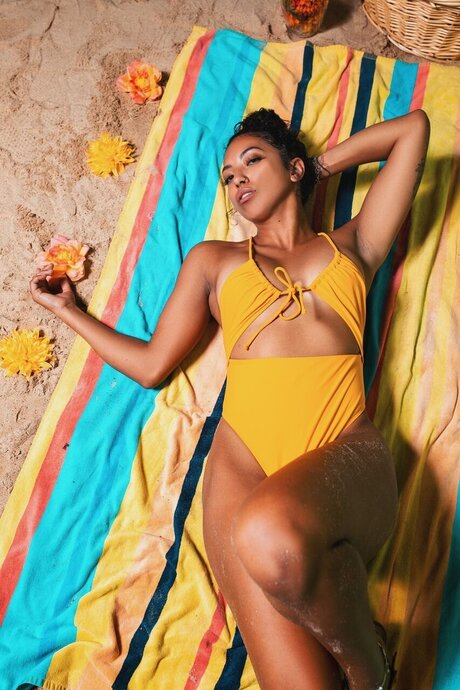 Twrecks11 model adult pictures