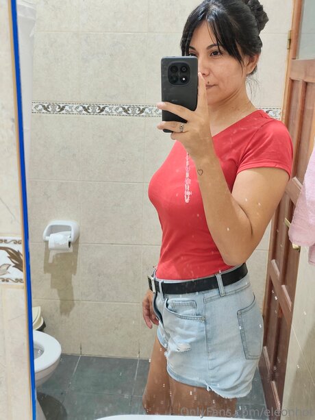 Eleonhot adult star photo