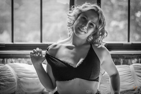 Itsmariesummers model porn image