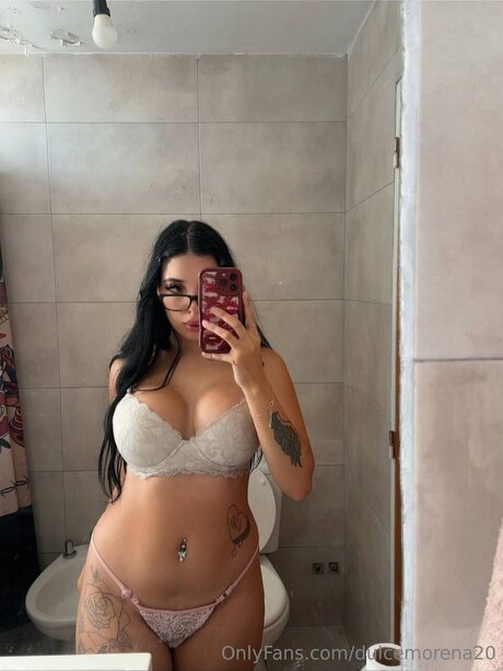 Dulcemorena20 star nude picture