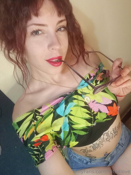 Lizbeth4love hot model pic