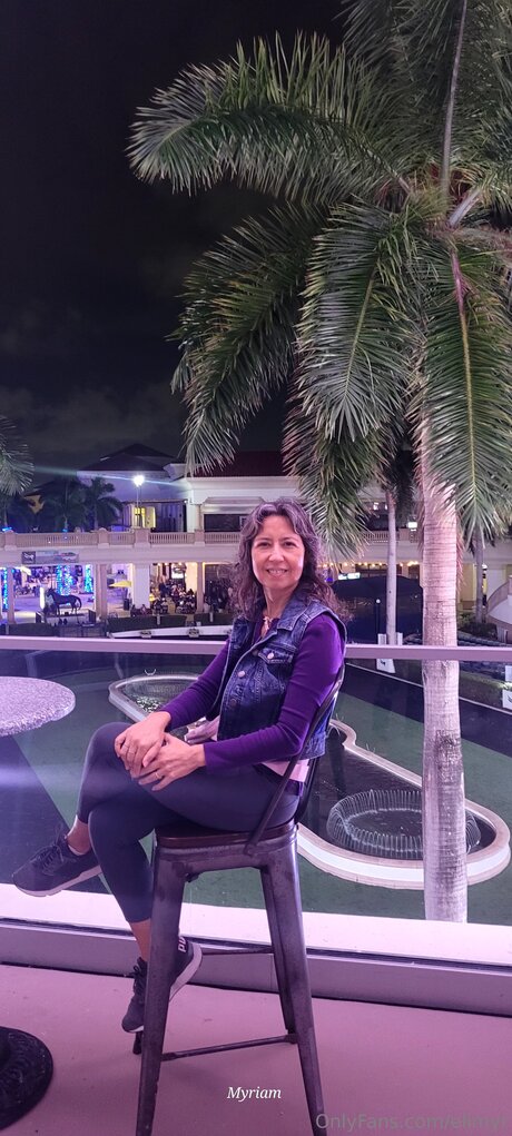 Elimyr pornstar pretty picture