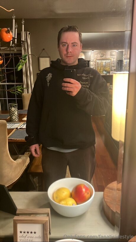 Fanaticlifestyle star nude picture