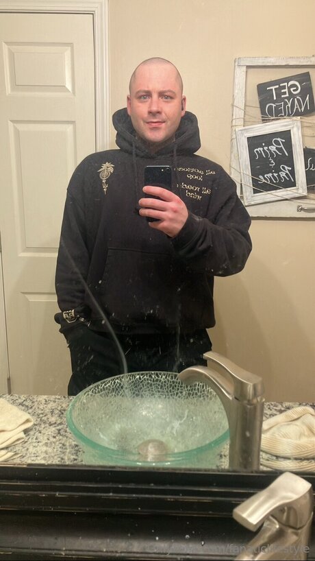 Fanaticlifestyle naked model archive