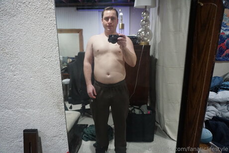 Fanaticlifestyle pretty actress picture