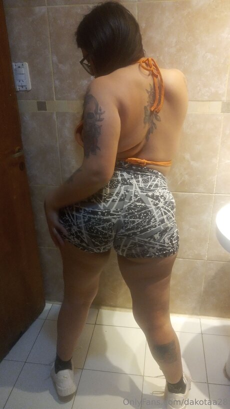 Dakotaa28 pornstar nudes gallery