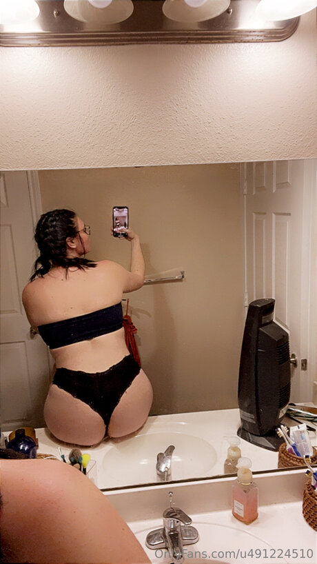 U491224510 pornstar top pics