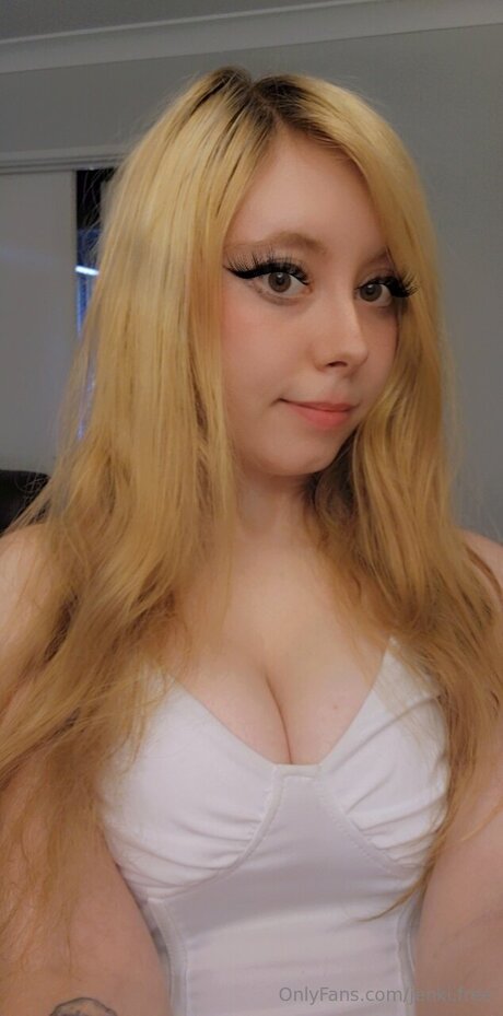Jenki Free high quality star pics