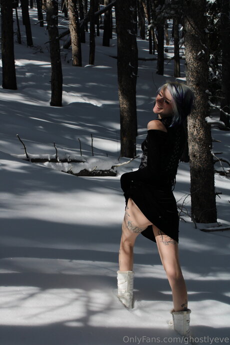 Ghostlyeve free pornstar pic