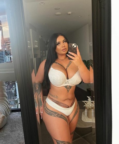 Krisy Erin hd actress images