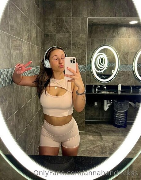 annahendrickss star porn galleries