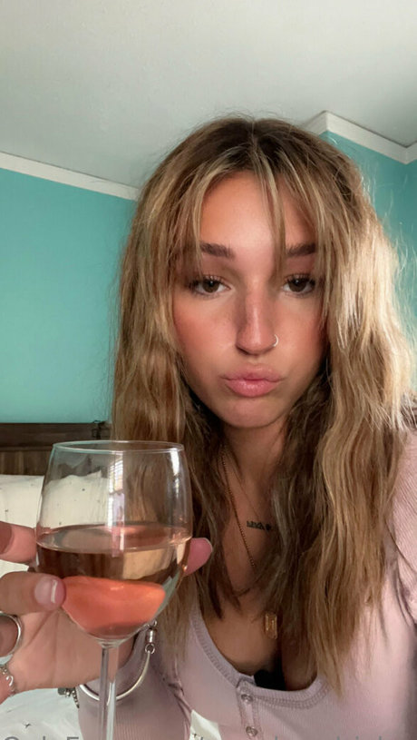 annahendrickss high quality model photo