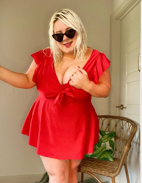 nerdy onlyfans beautiful nude archive