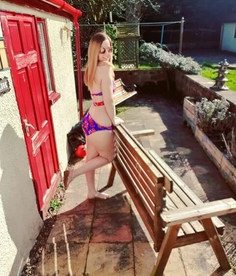 Suzy Lu sexy model galleries