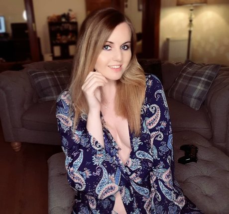 Suzy Lu model hot pictures