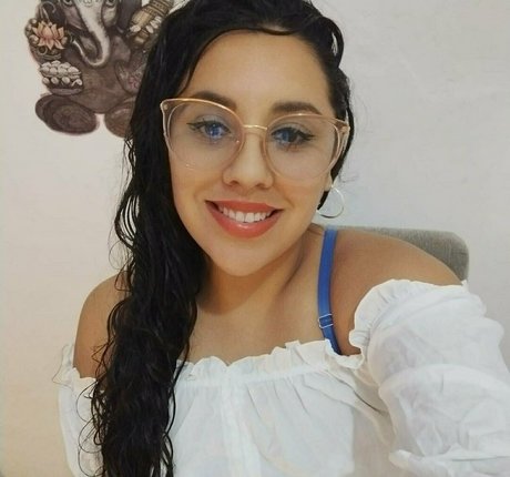 golden zlata star nude picture