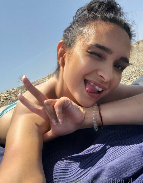 golden zlata model nude photo