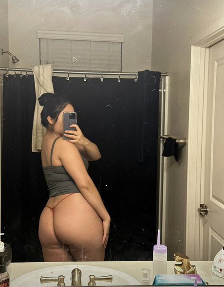 milf glasses onlyfans pretty pic