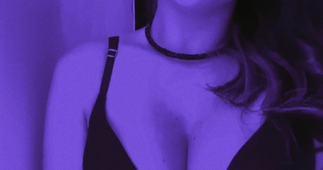 Bruxinnha naked actress pic