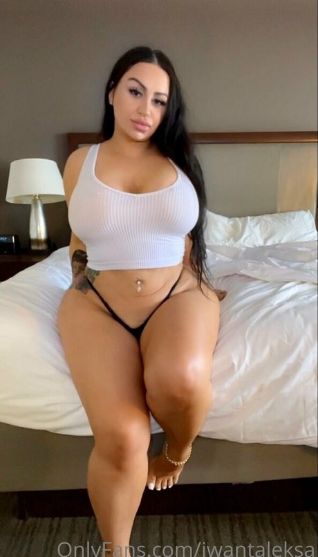 nerdy onlyfans hot naked gallery